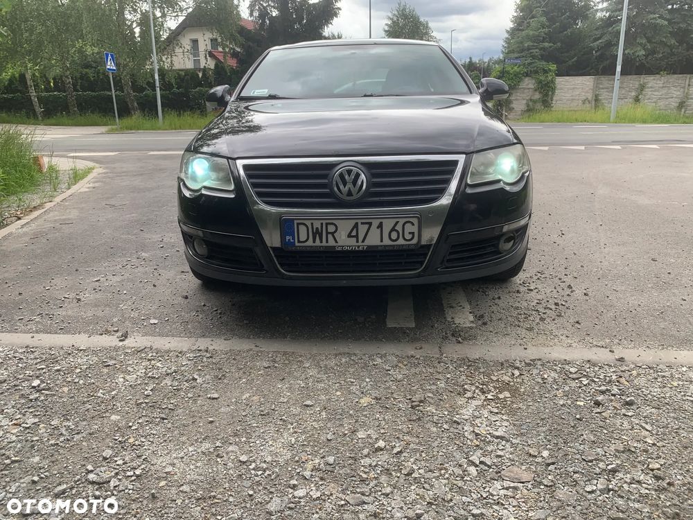 Volkswagen Passat 2.0 TDI DPF Trendline - 16