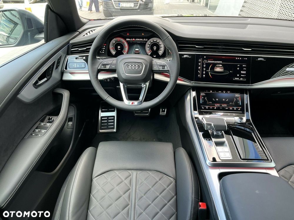 Audi Q8 - 20
