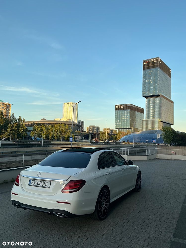 Mercedes-Benz Klasa E 220 d 4-Matic AMG - 36