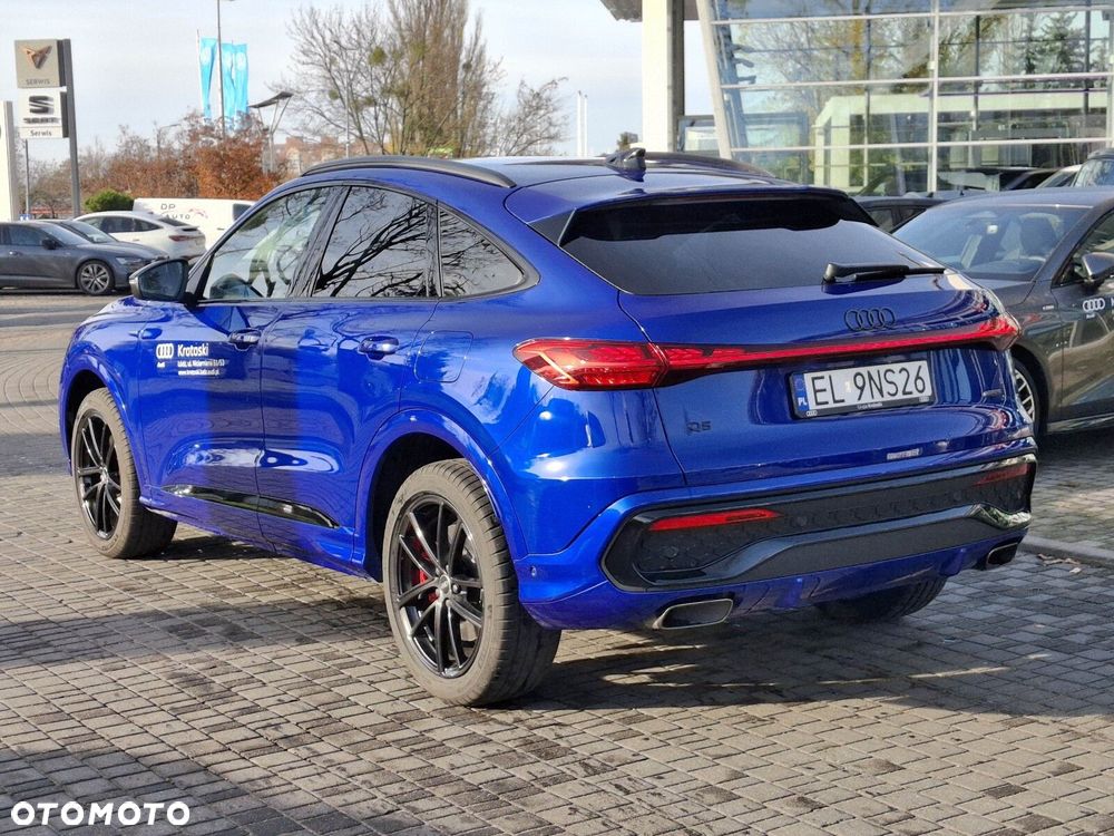 Audi Q5 Sportback - 4