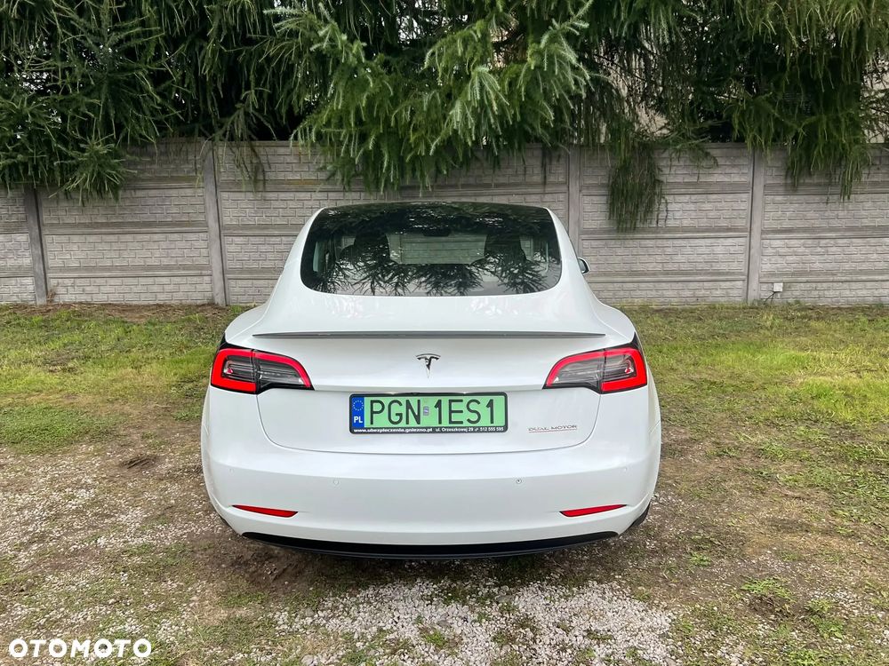 Tesla Model 3 Performance AWD - 10