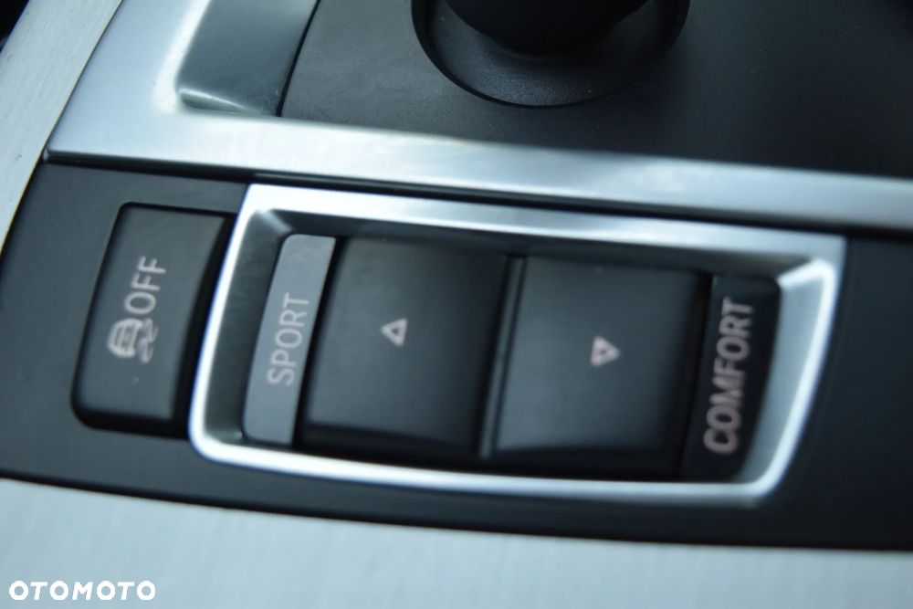 BMW Seria 5 - 24