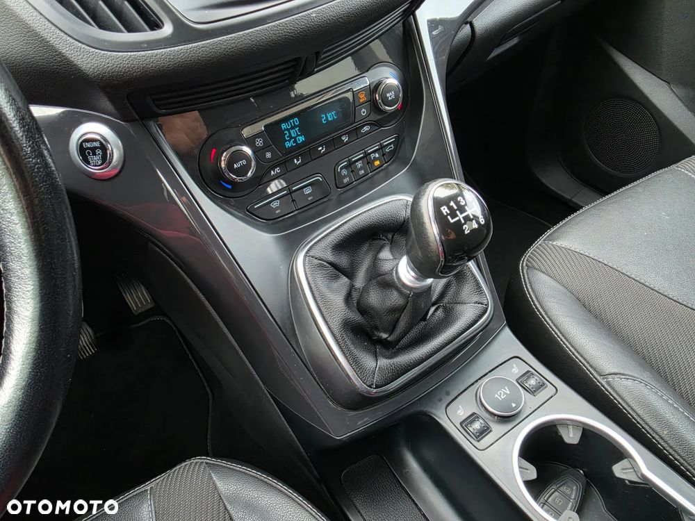 Ford Kuga 2.0 TDCi 4x2 Titanium - 14