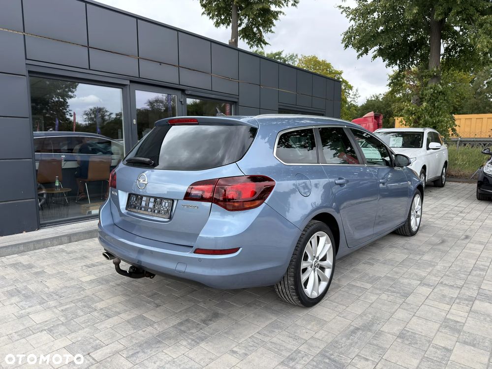 Opel Astra 1.4 T Cosmo - 6