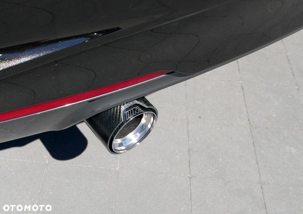 BMW Seria 3 330i M Sport - 9