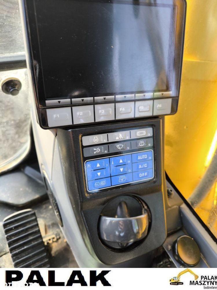 Komatsu Koparka gąsienicowa  KOMATSU PC 210 , 2017 rok - 14