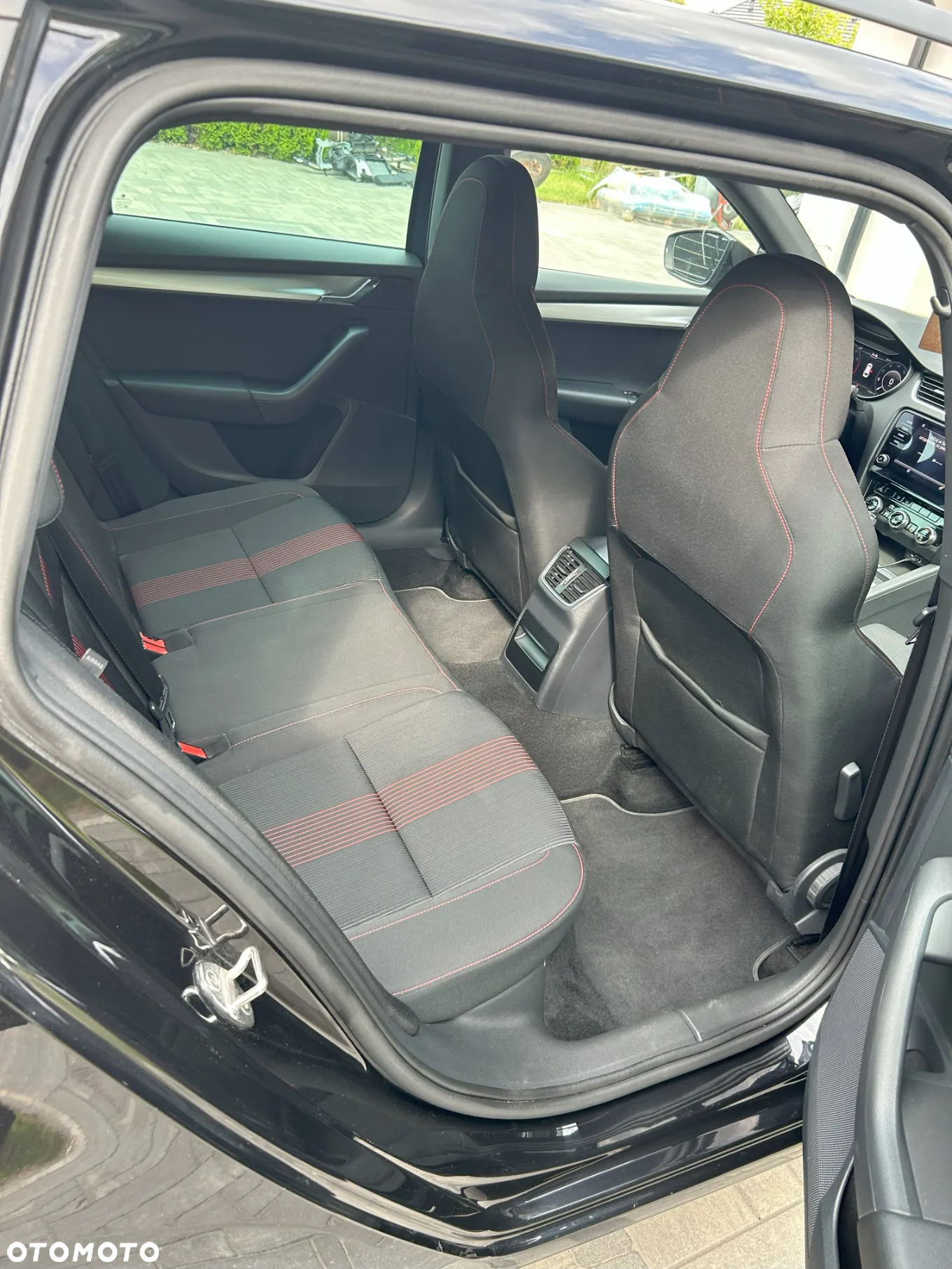 Skoda Octavia 1.5 TSI ACT Ambition DSG - 10