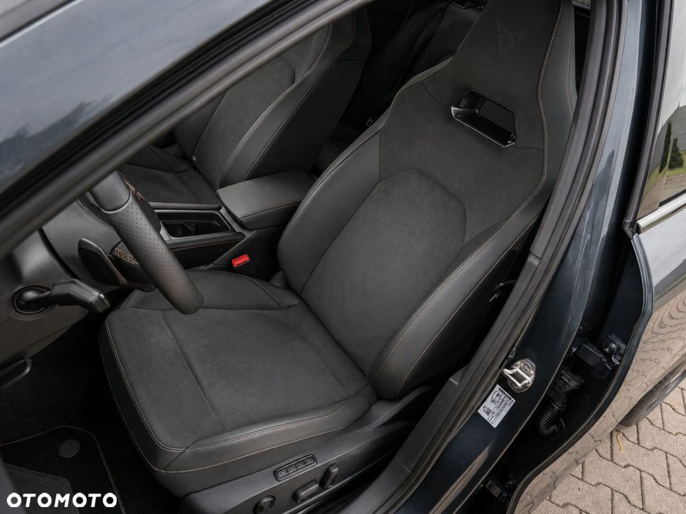 Cupra Formentor 2.0 TSI 4Drive DSG VZ Tribe Edition - 18