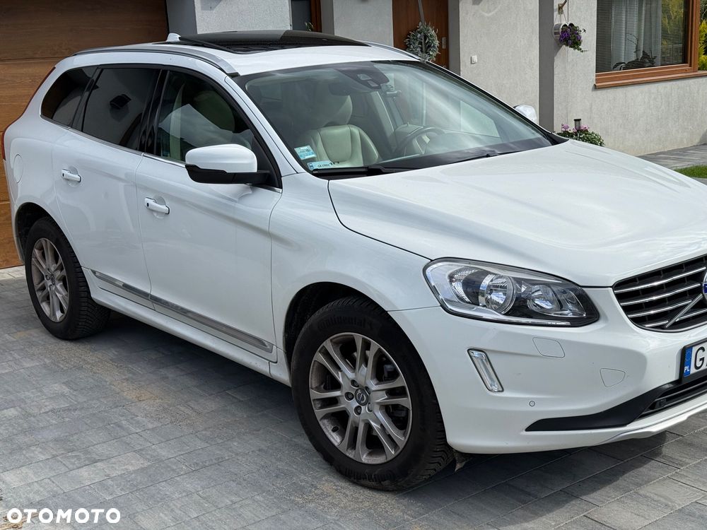 Volvo XC 60 - 1