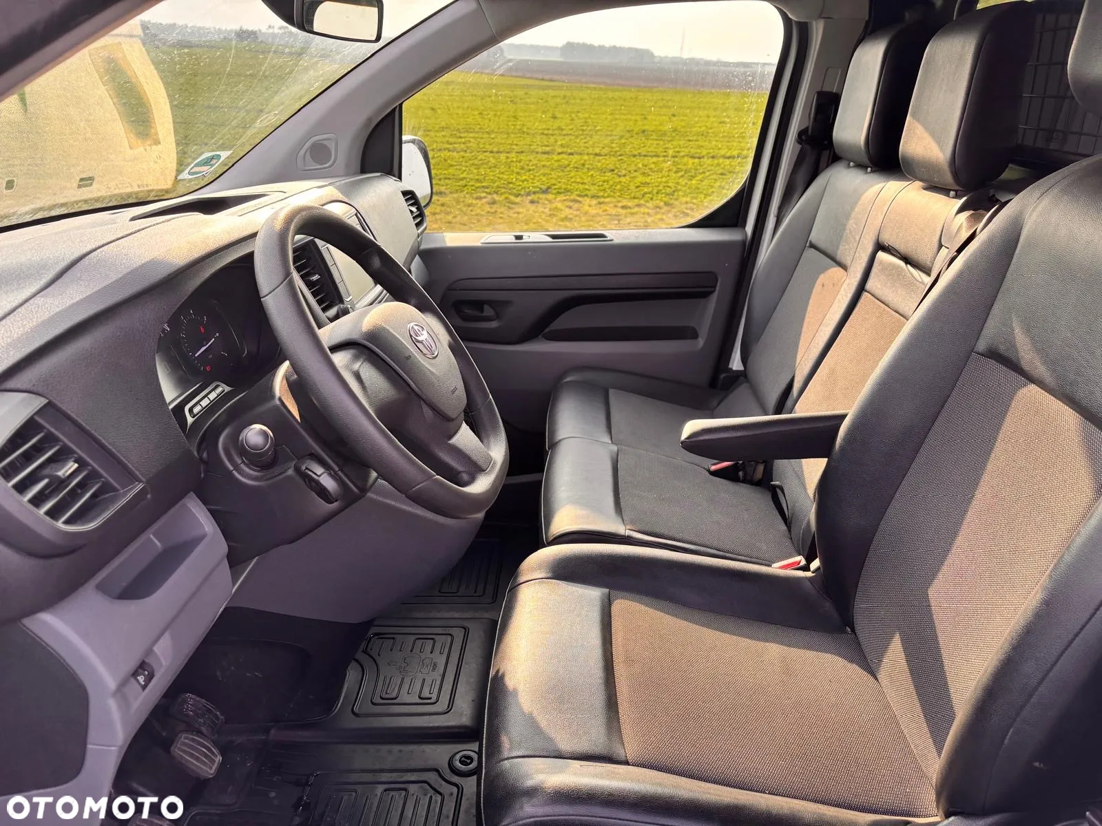 Toyota PROACE - 12