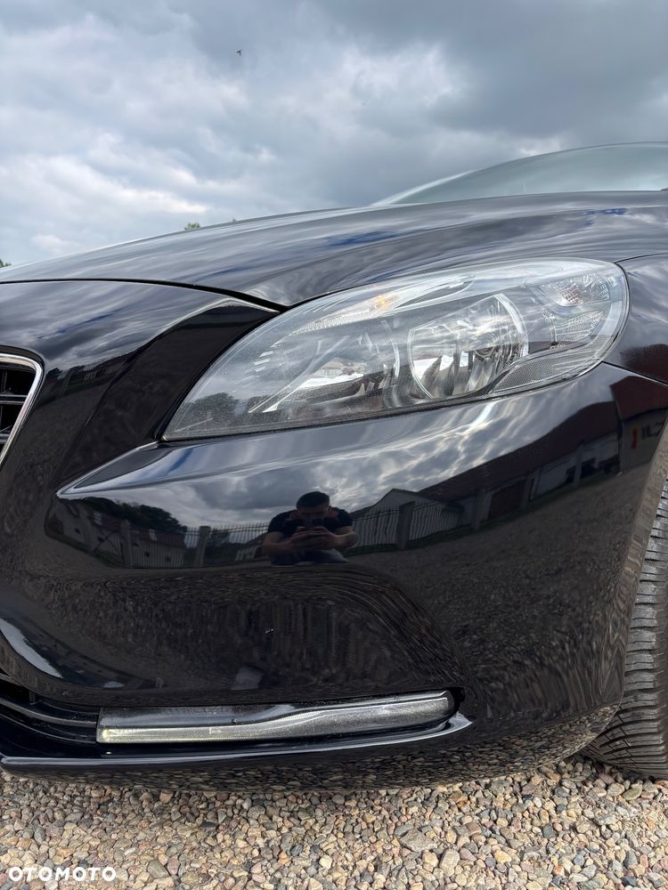 Volvo V40 D2 Momentum - 25