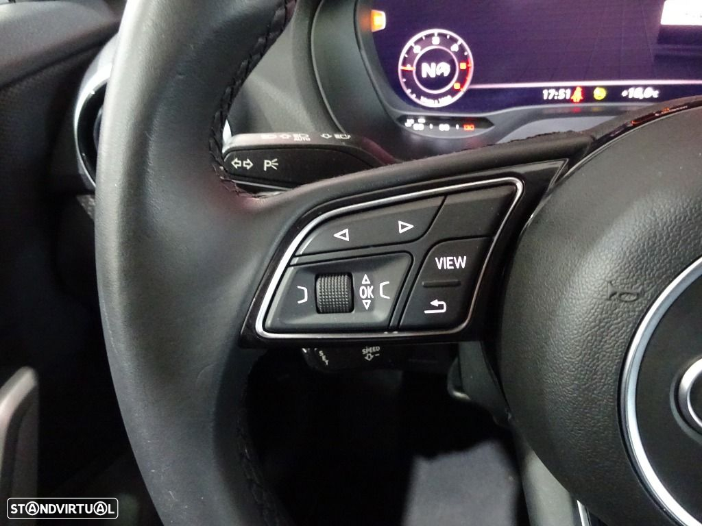 Audi Q2 30 TDI Advanced S tronic - 14