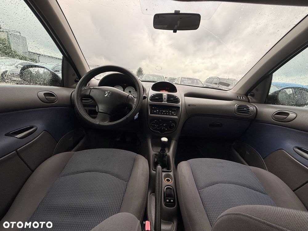 Peugeot 206 - 5