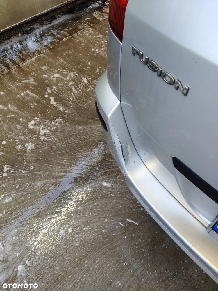 Ford Fusion 1.4 TDCI Ambiente - 15