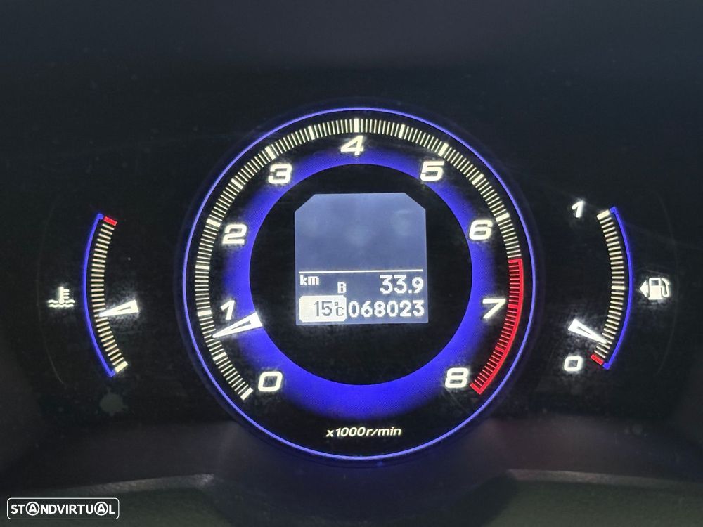 Honda Civic 1.4 i-VTEC Sport - 38