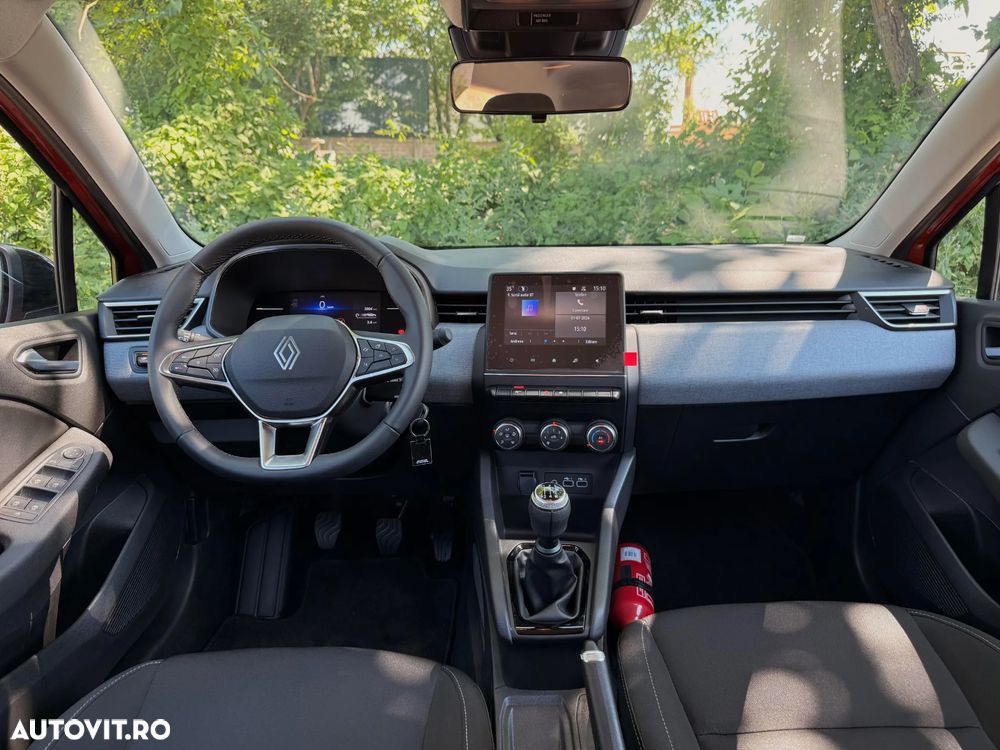 Renault Clio - 7