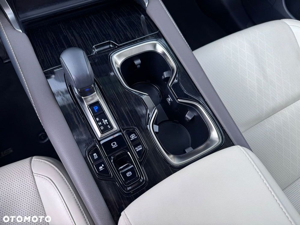 Lexus RX 450h+ F Sport Design - 27