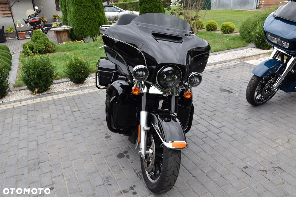 Harley-Davidson FLHTCU Ultra - 4