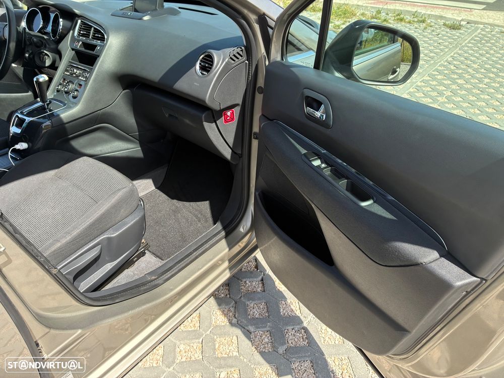 Peugeot 5008 1.6 E-HDi 7L Active 2-Tronic - 14