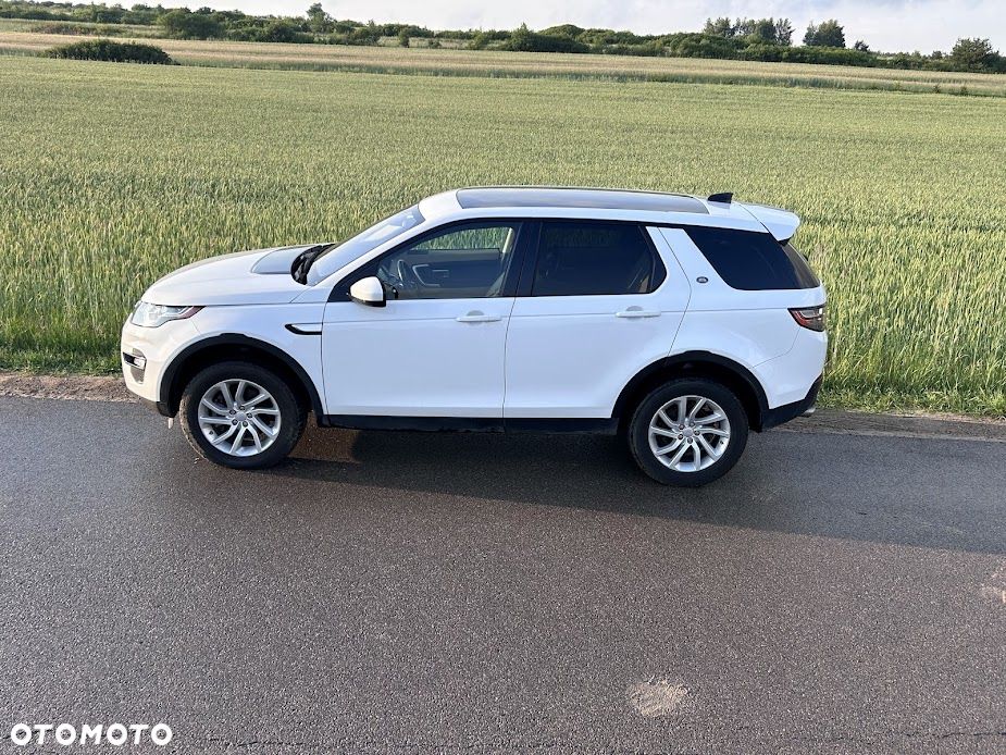 Land Rover Discovery Sport - 24