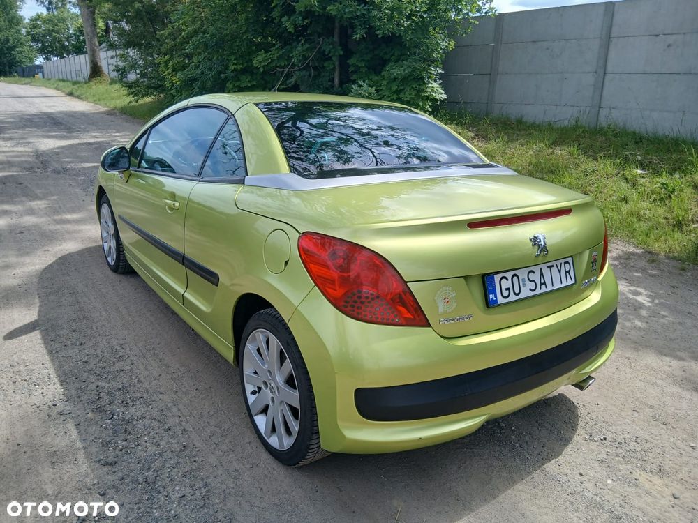 Peugeot 207 1.6 HDi 16V Speed - 21