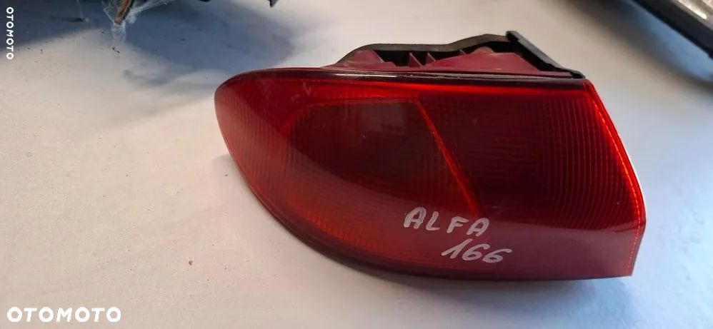 lampa tylna lewa Alfa Romeo 166