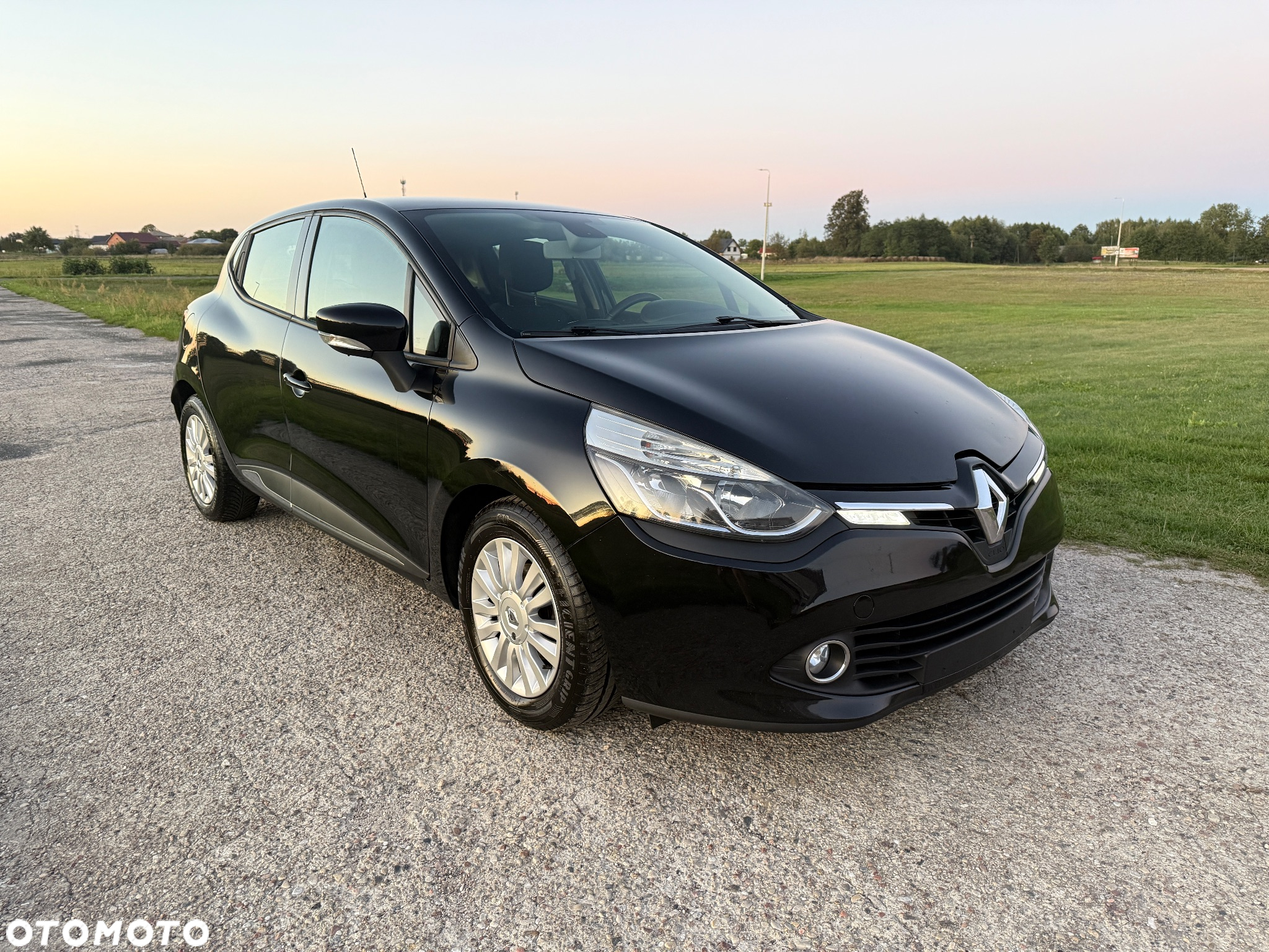 Renault Clio 1.2 16V 75 Dynamique - 2