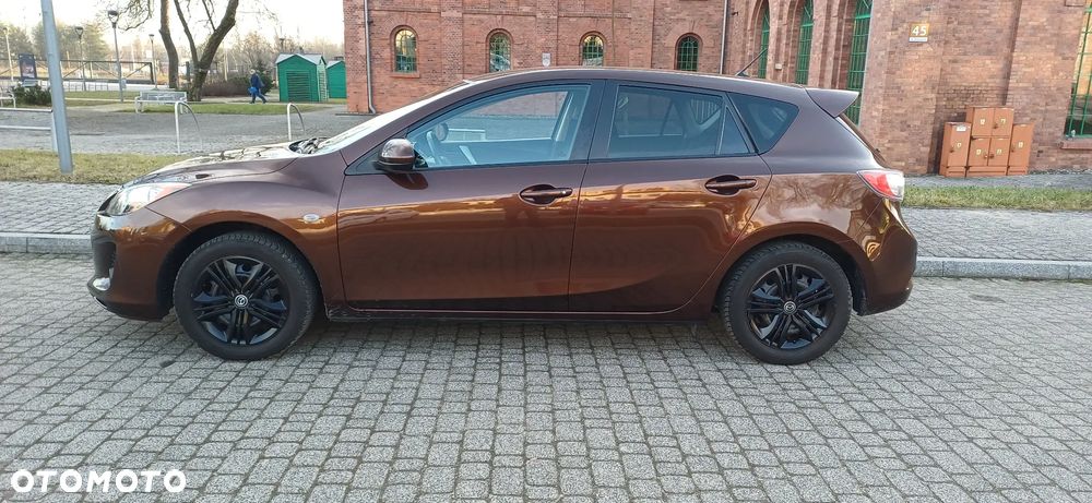 Mazda 3 1.6 Exclusive + - 9