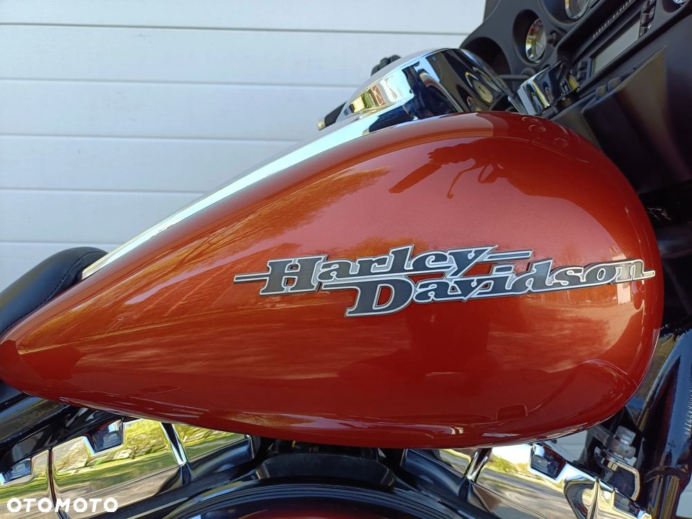 Harley-Davidson Touring Street Glide - 9