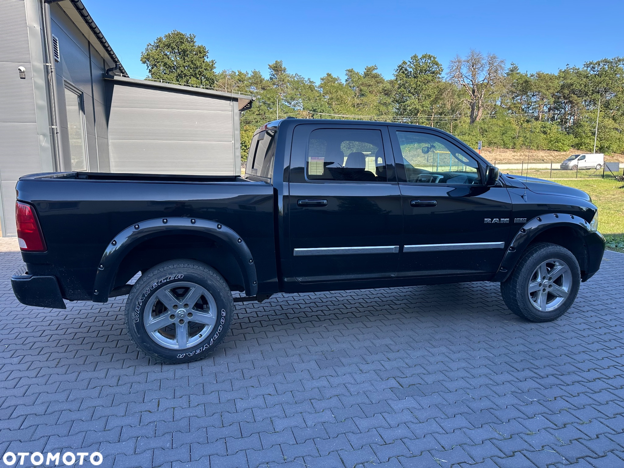 Dodge RAM - 9