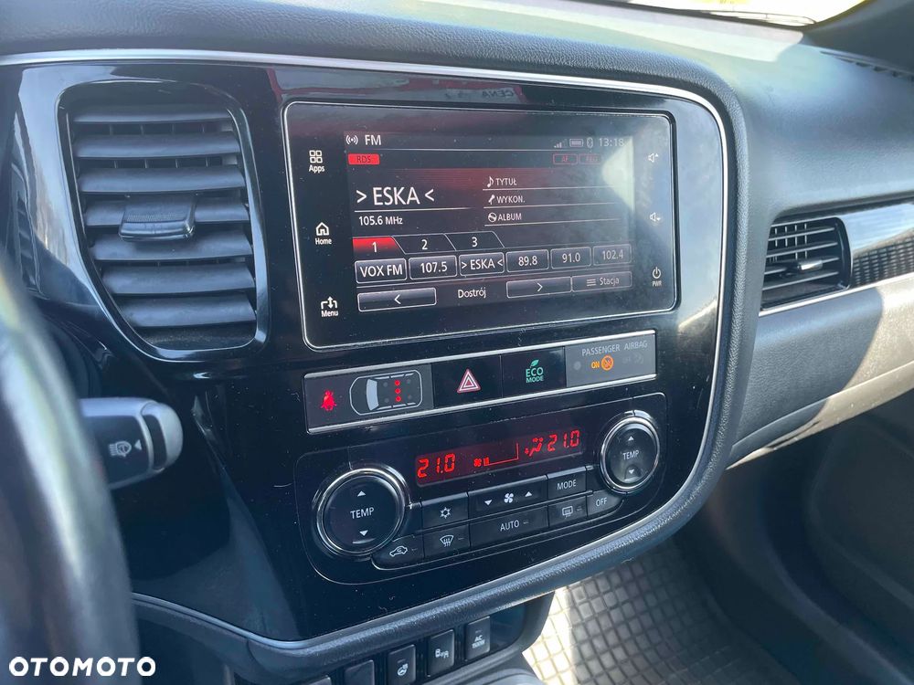 Mitsubishi Outlander - 38