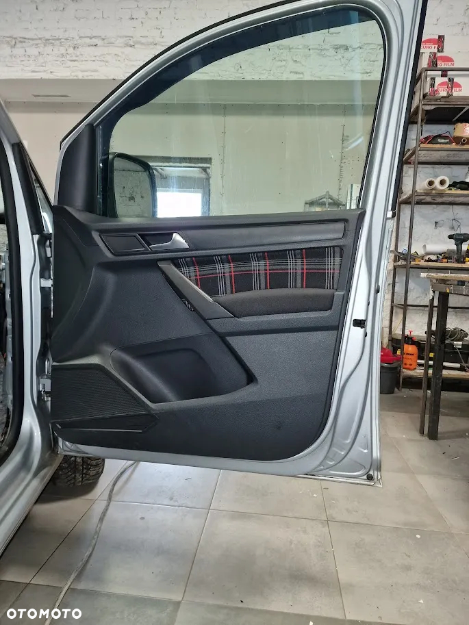 Volkswagen Caddy 2.0 TDI - 16