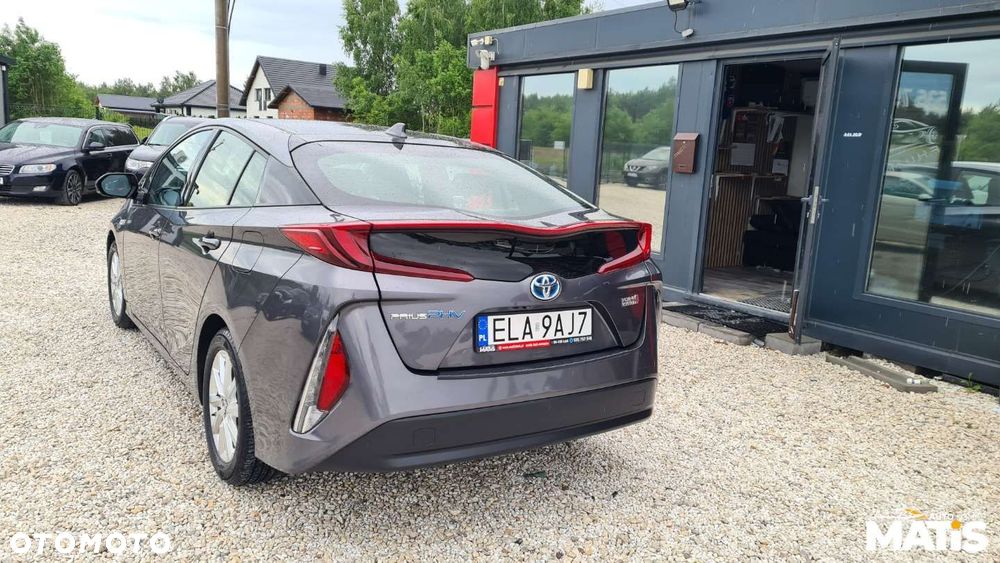 Toyota Prius - 40