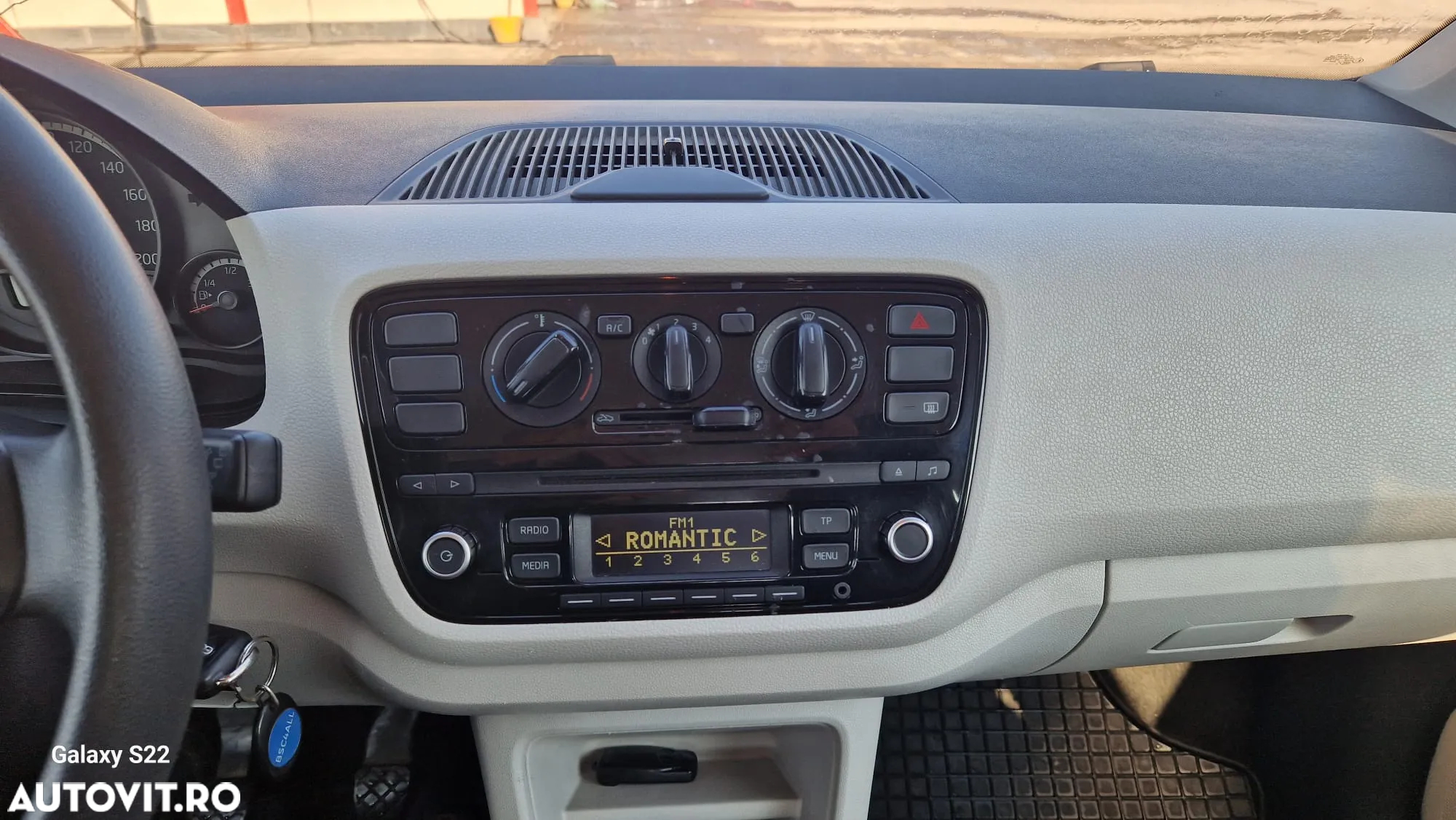 Volkswagen up! - 5