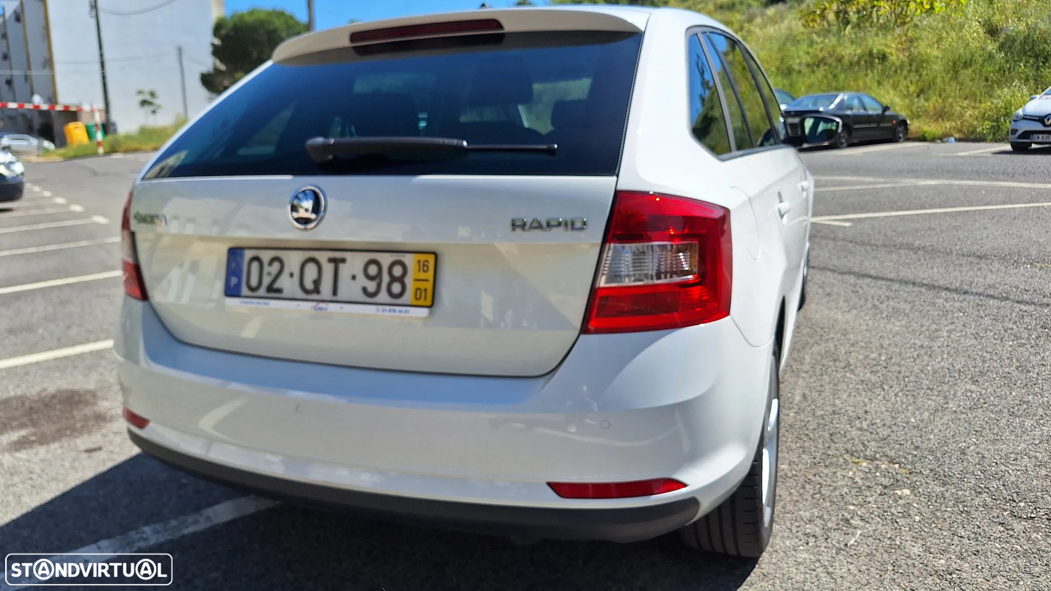 Skoda Rapid Spaceback 1.4 TDi Active - 8