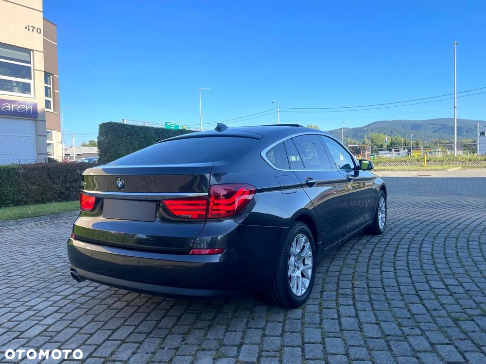 BMW 5GT 530d xDrive Gran Turismo - 10