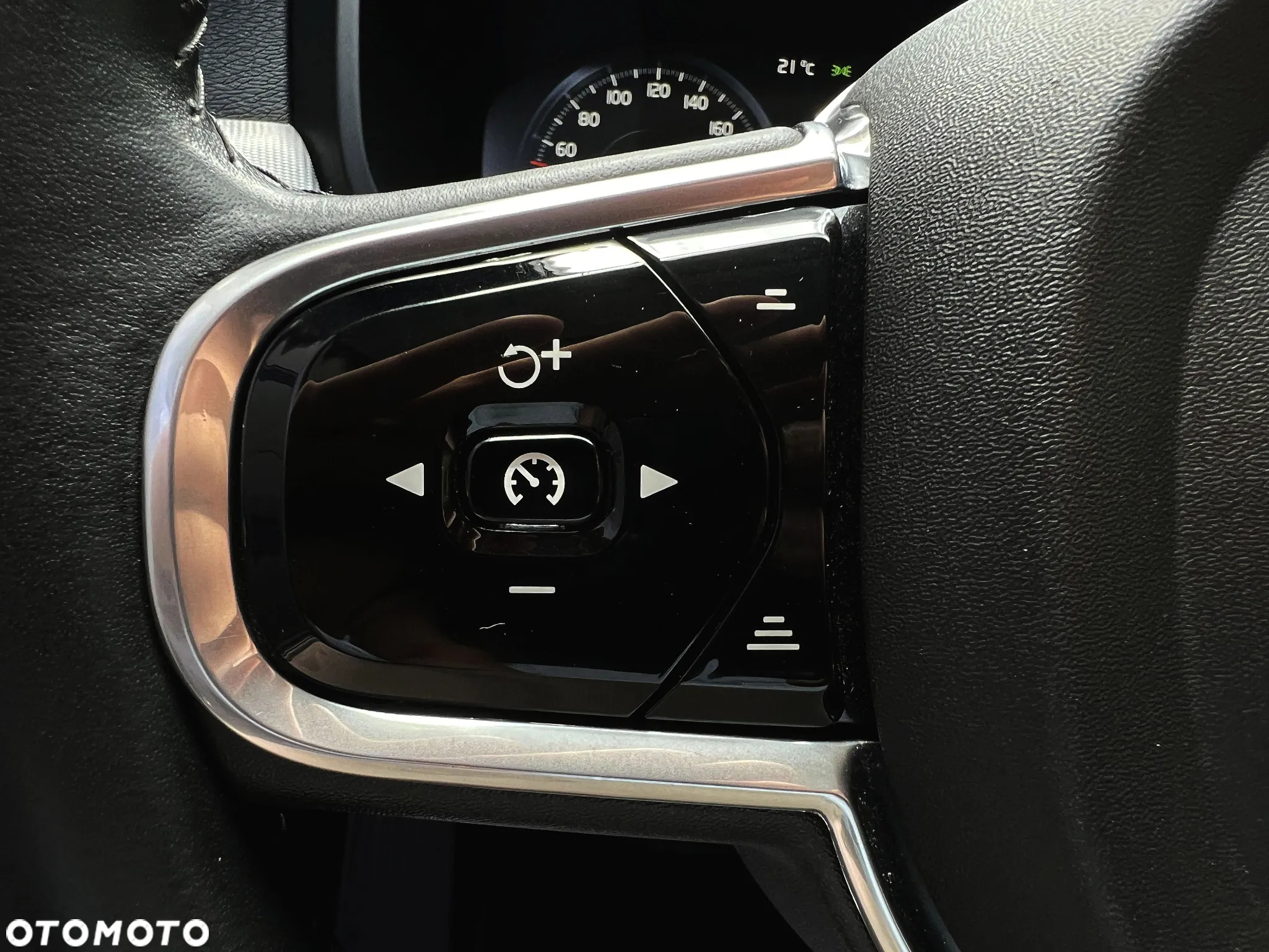 Volvo V90 D5 AWD Geartronic Inscription - 31