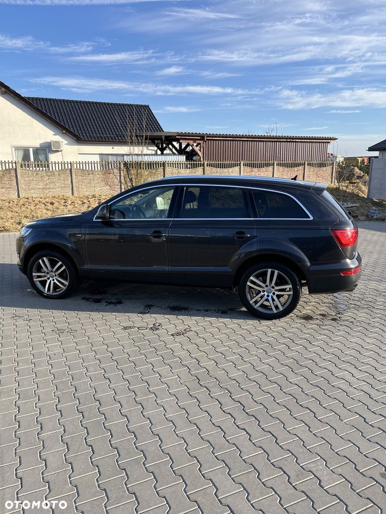 Audi Q7 - 6
