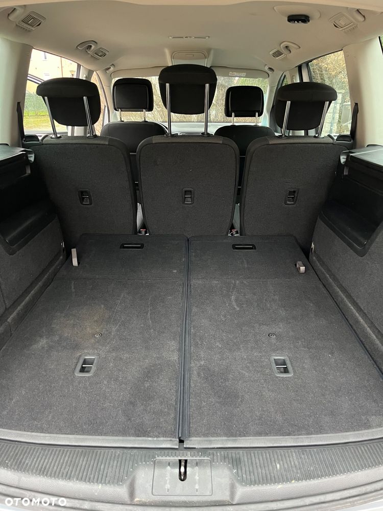 Volkswagen Sharan 2.0 TDI Comfortline DSG - 12