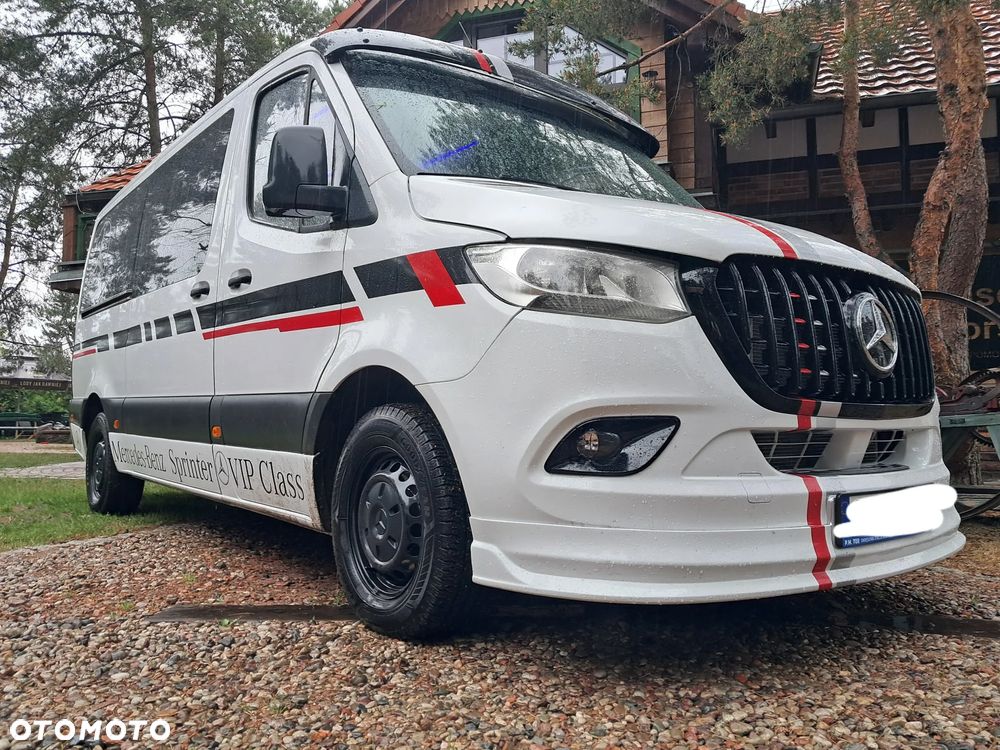 Mercedes-Benz Sprinter 907.221 - 7