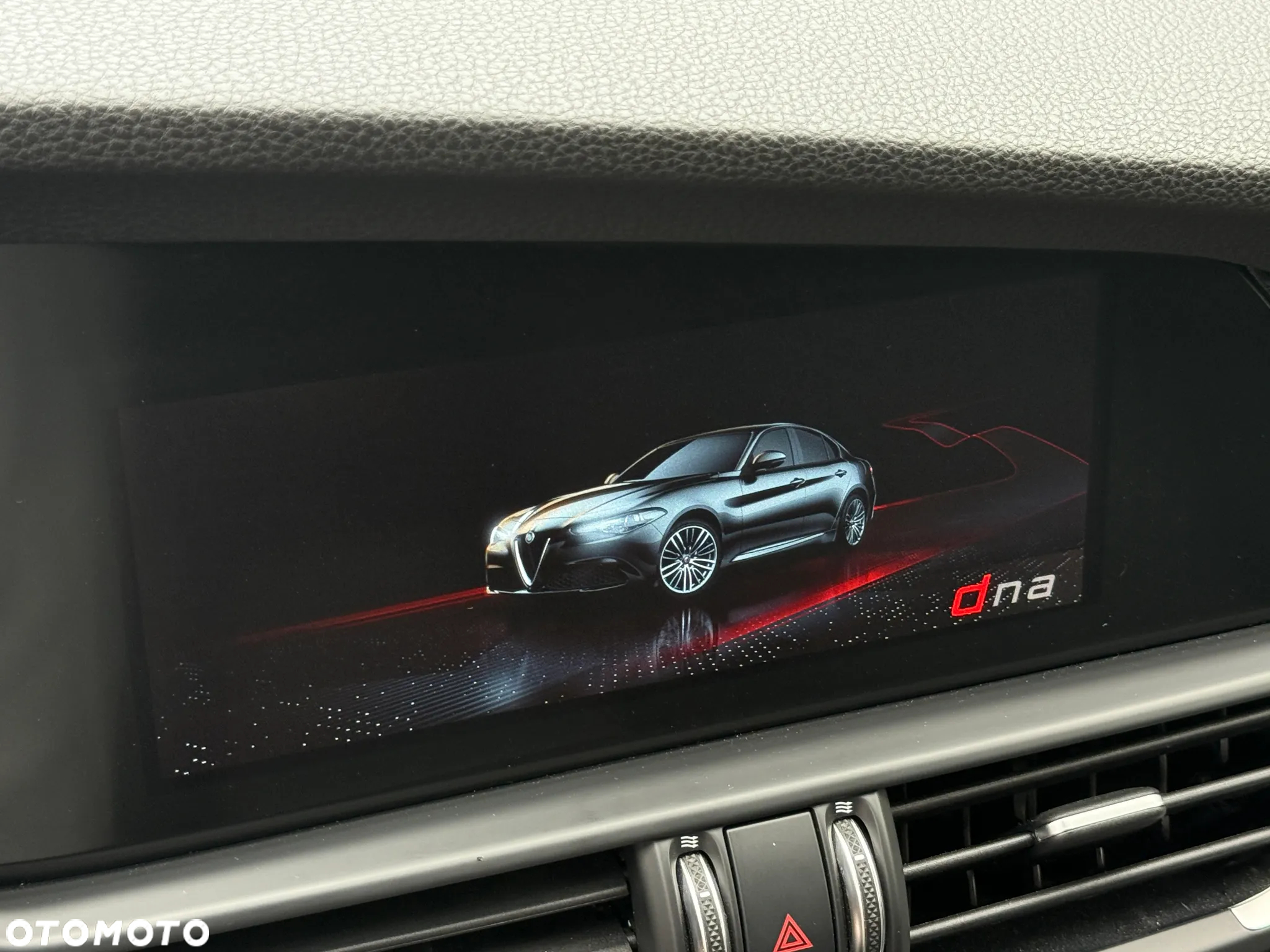 Alfa Romeo Giulia 2.0 Turbo Business - 22