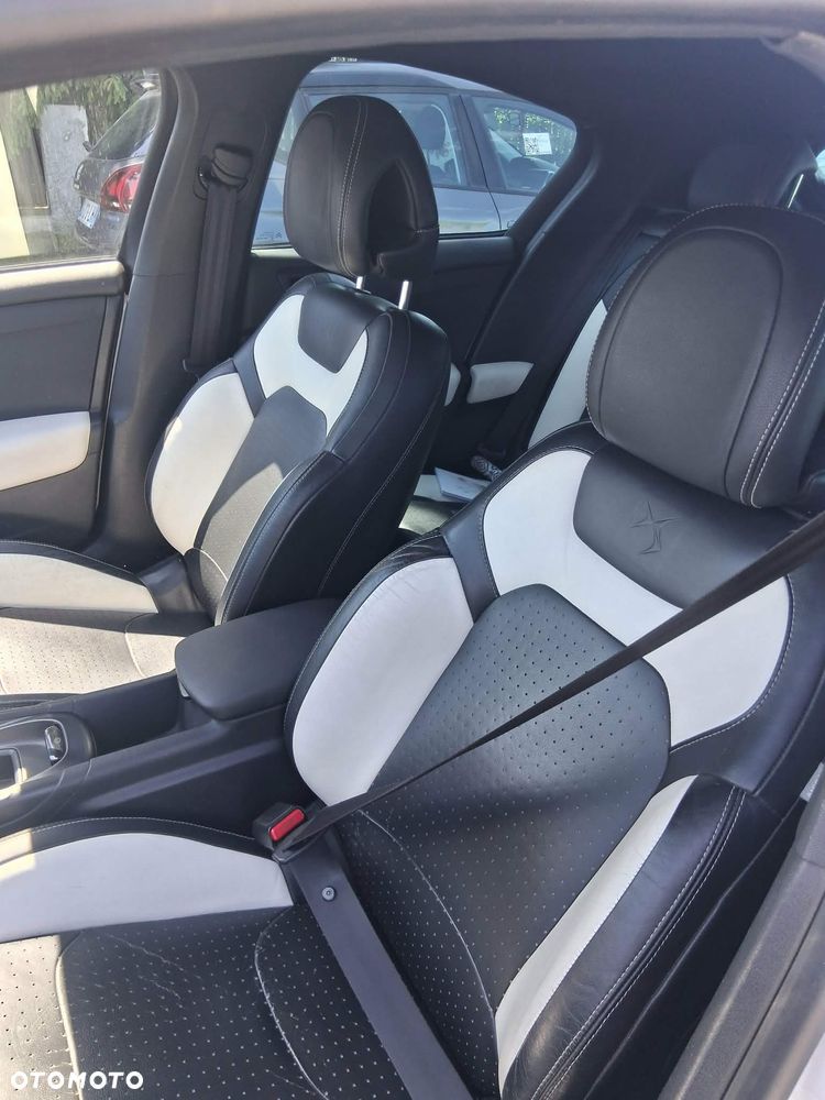 Citroën DS4 2.0 HDi Pure Pearl - 18