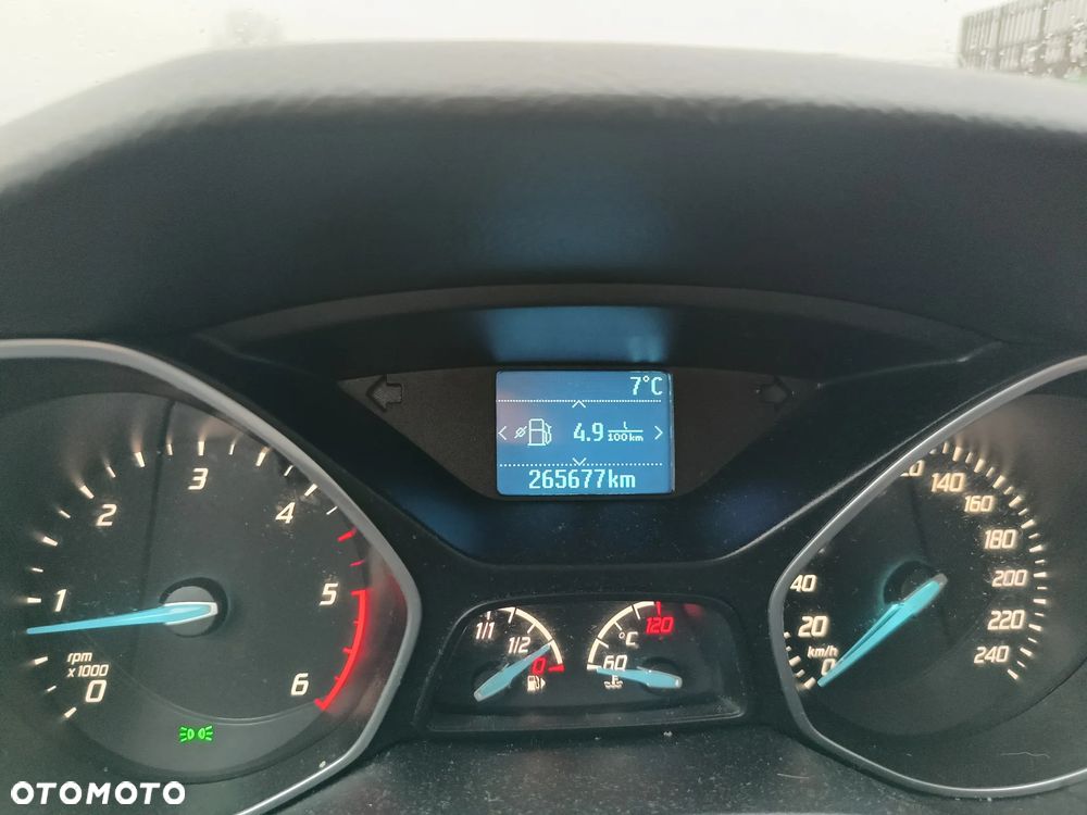 Ford Focus 1.6 TDCi Ambiente - 13