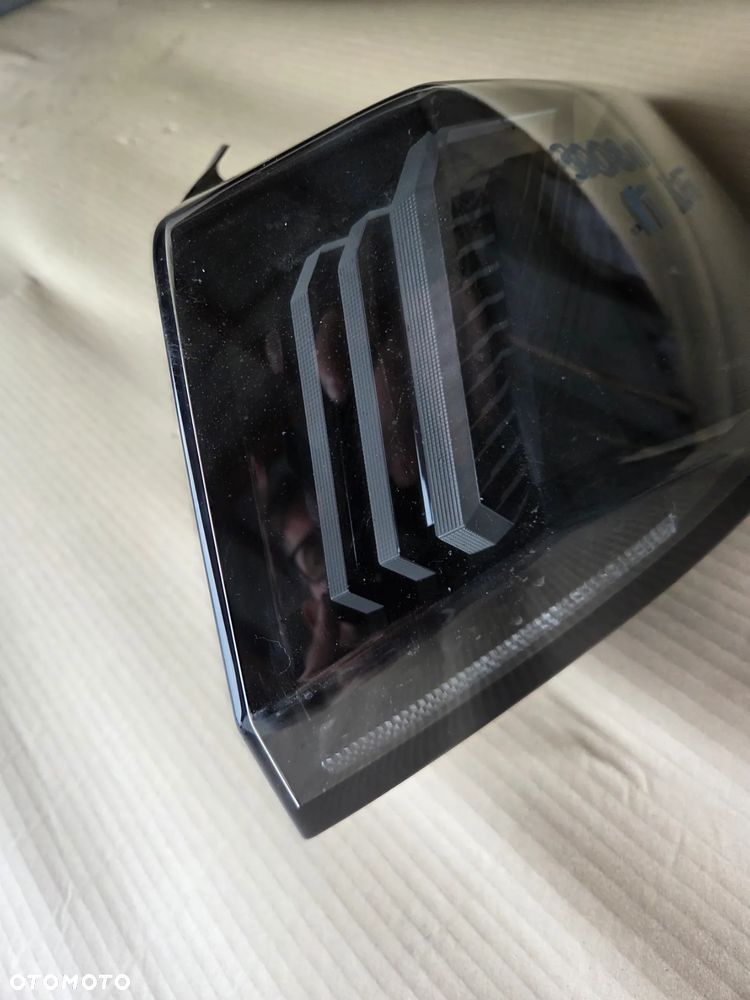 Lampa prawa tylna tył Peugeot 3008 II LIFT - 2
