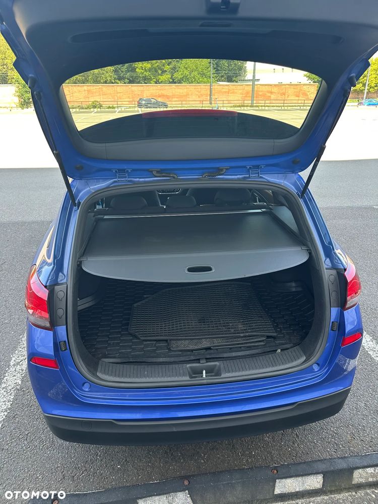 Hyundai i30 1.4 GO - 16