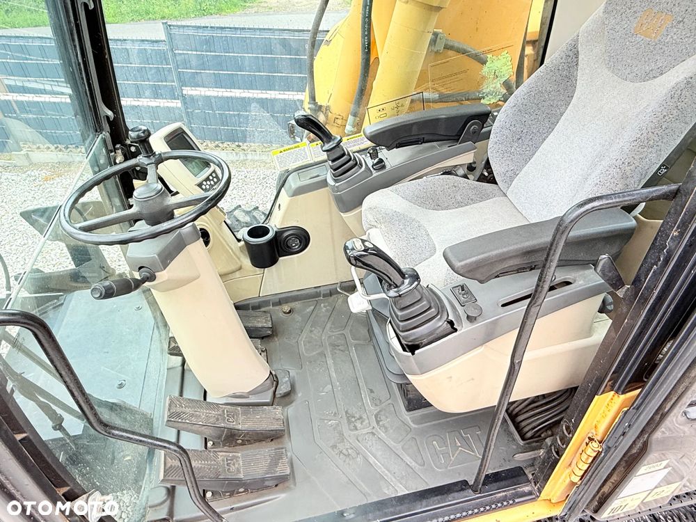Caterpillar CAT M315C  CATERPILLAR SPROWADZONY  Bardzo Dobry Stan - 12