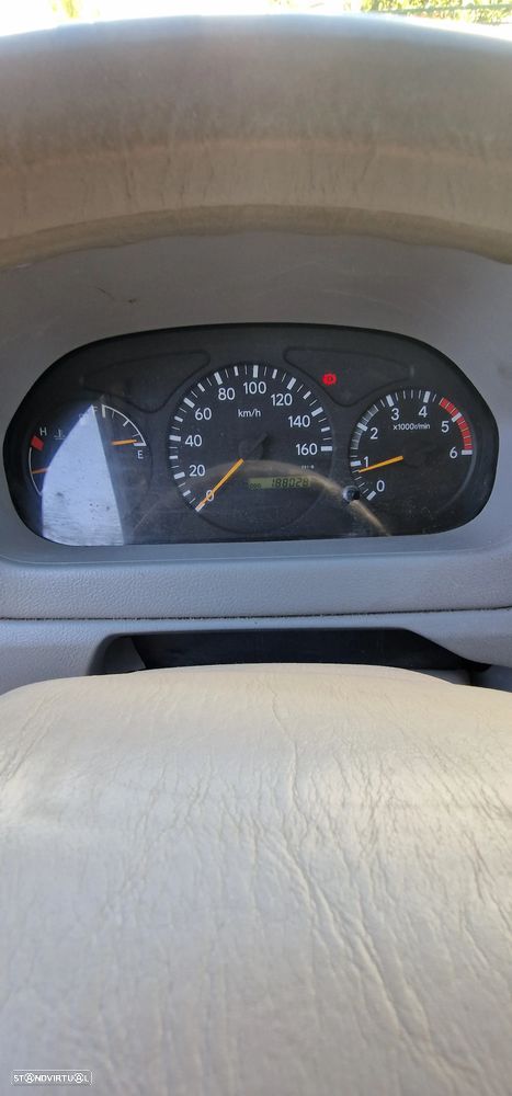 Toyota DYNA - 16
