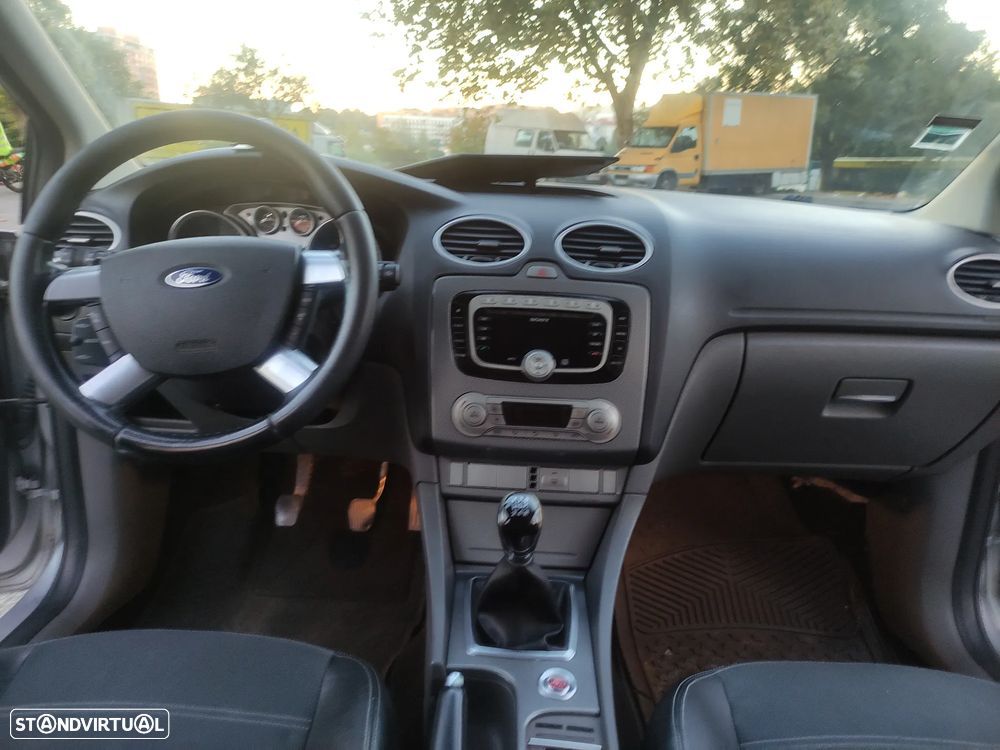 Ford Focus - 1