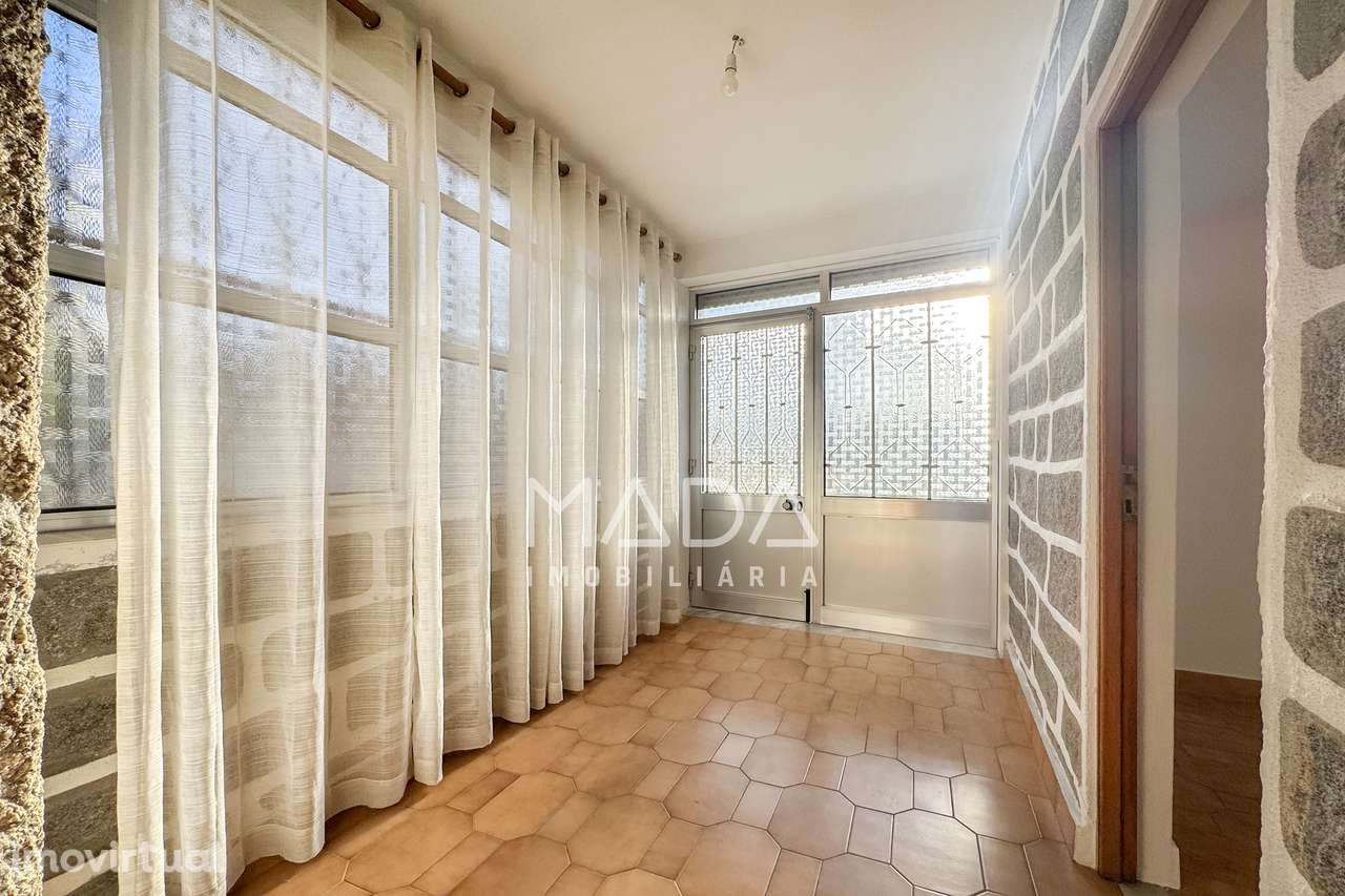 Moradia T2 individual c/480m2 de terreno e anexos em Escudeiros, Braga - Grande imagem: 5/36