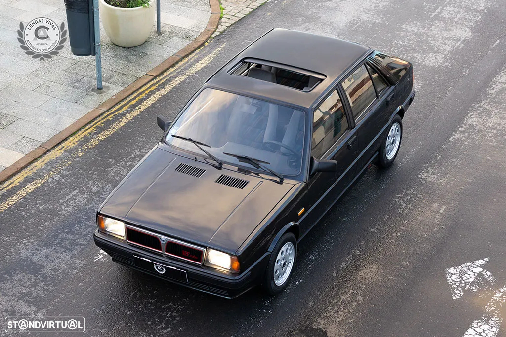 Lancia Delta 1.6 HF Turbo - 33
